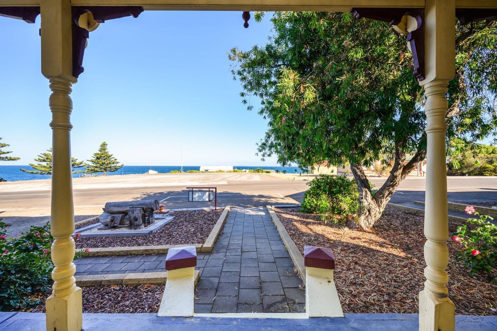 Villa Armadale House - Kingscote Exterior foto